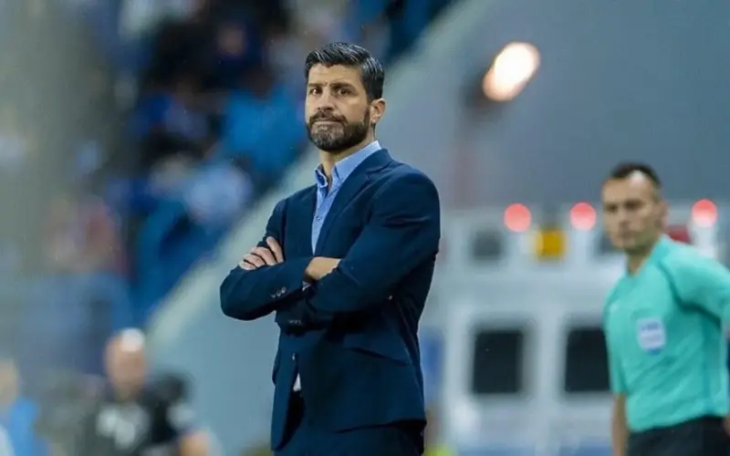 وكيل بيدرو إيمانويل يوضح لـ “بطولات” موقفه من تدريب الأهلي في الموسم المقبل